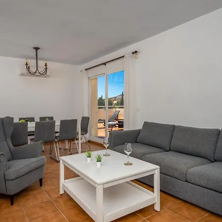 Spacious Castillo Sohail Penthouse With Jacuzzi By Costarentals - Ref 12 Fuengirola Exterior photo