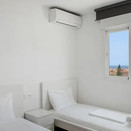 Spacious Castillo Sohail Penthouse With Jacuzzi By Costarentals - Ref 12 Fuengirola Exterior photo