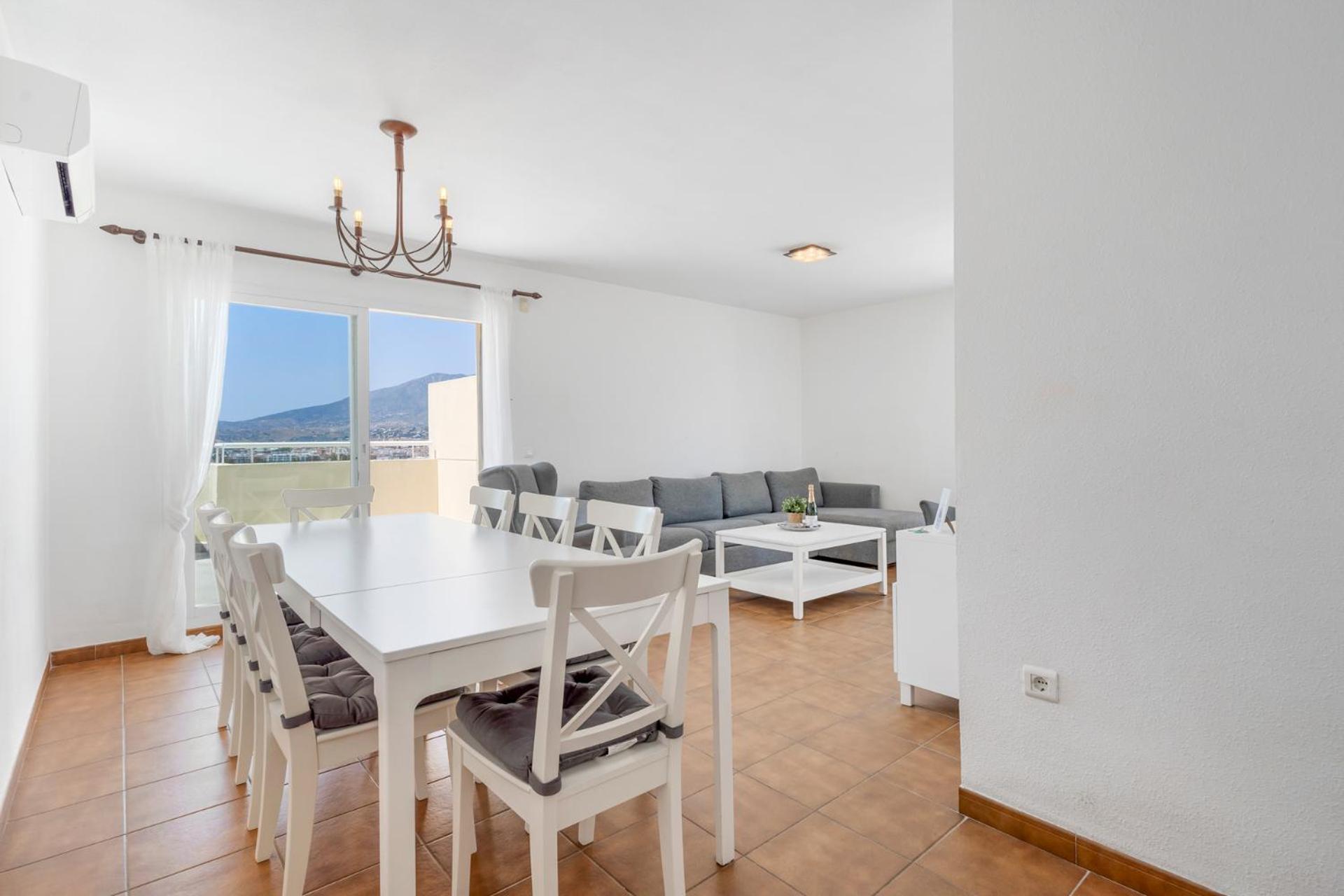 Spacious Castillo Sohail Penthouse With Jacuzzi By Costarentals - Ref 12 Appartement *